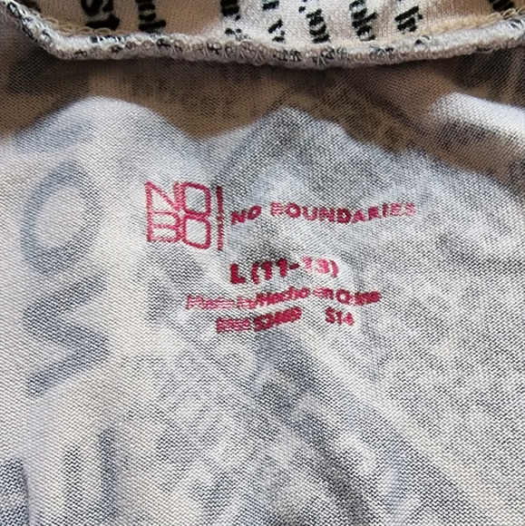 No Boundaries Women's Short Sleeve Black n White Design Size L 11-13 Used - Picture 3 of 3